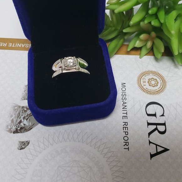 1 Carat Moissanite Men Engagement Ring 925 Sterling Silver Wedding Band D- FL - Picture 3 of 7